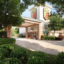 Super 8 by Wyndham Arlington Near AT&T Stadium - Motels