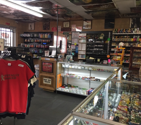 Doobie's Smoke Shop - Brighton, CO