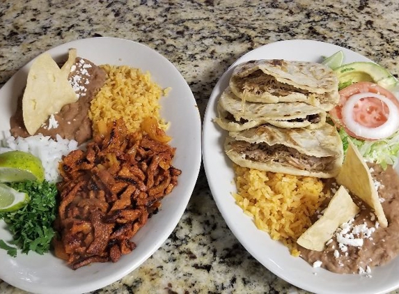 Tortilleria El Taquito Marisquero - Austin, TX