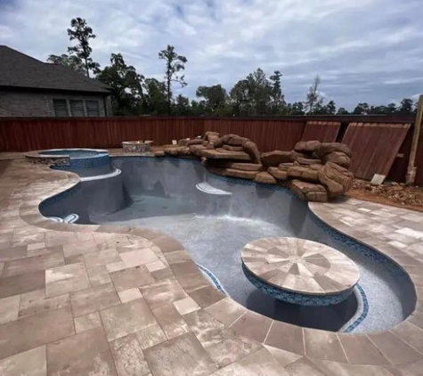 Elite Construction & Custom Pools - Waller, TX