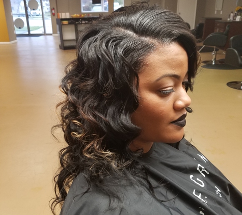 HB Hair Boutique - Maple Heights, OH