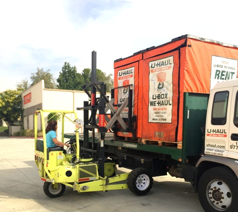 U-Haul Moving & Storage of Downtown San Bernardino - San Bernardino, CA