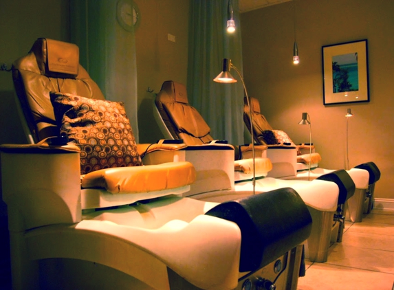 High Tech Salon & Spa - Verona, VA