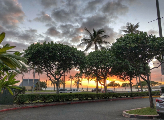 Outback Steakhouse - Honolulu, HI