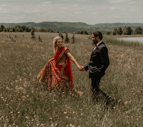 Wren's Roost Barn Wedding and Event Venue - Naples, NY