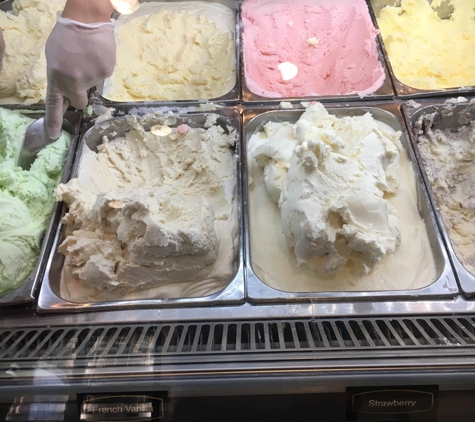 Cold Stone Creamery - Springfield, MA