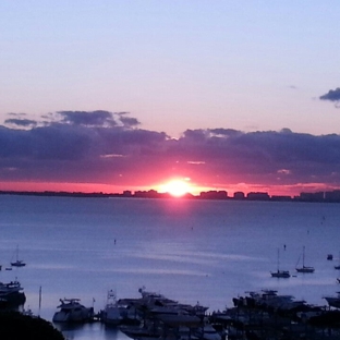 Courtyard by Marriott - Miami, FL