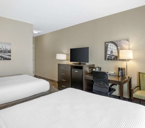 Best Western Plus Philadelphia-Pennsauken Hotel - Pennsauken, NJ