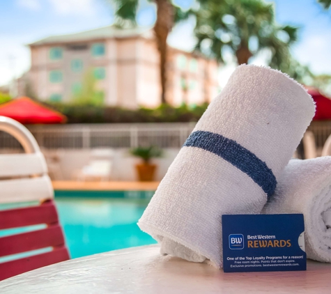 Best Western Plus Universal Inn - Orlando, FL