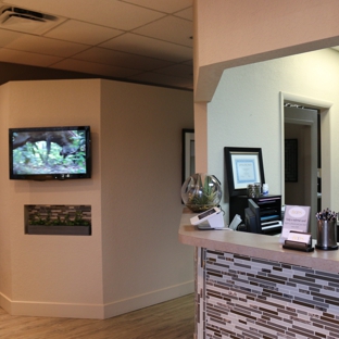 Bos Chiropractic - Winter Springs, FL. Front Desk