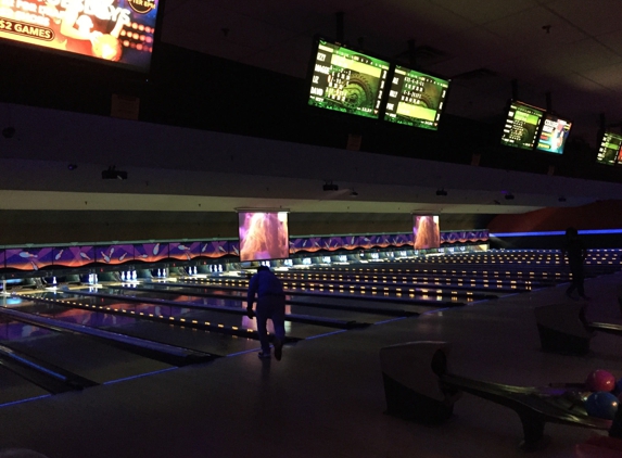 Bowlero Christown - Phoenix, AZ