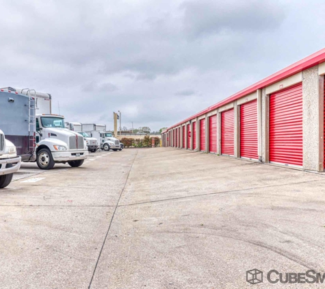 CubeSmart Self Storage - Dallas, TX