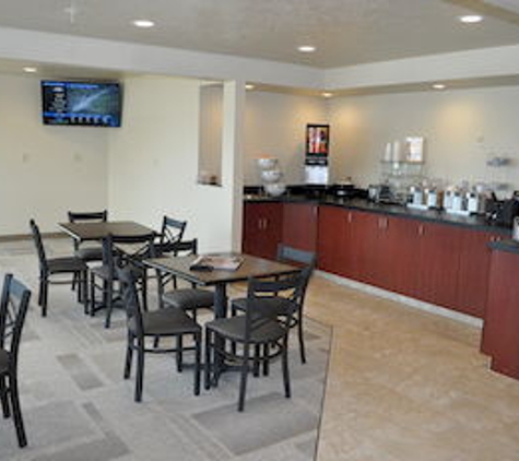 Boarders Inn and Suites by Cobblestone Hotels - Broken Bow, NE - Broken Bow, NE