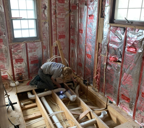 BathMan Bath Remodeling - Laotto, IN