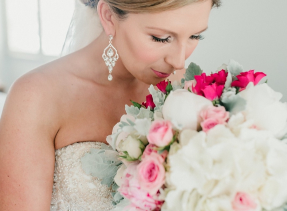 Newcastle Flowers By Design - New Lambton, NSW. Wedding Flowers