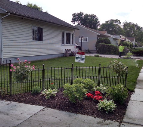 S & B Landscaping - Oak Park, MI