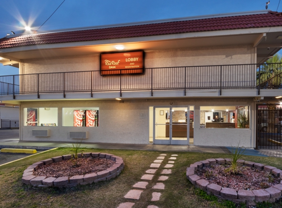 Red Roof Inn - Phoenix, AZ