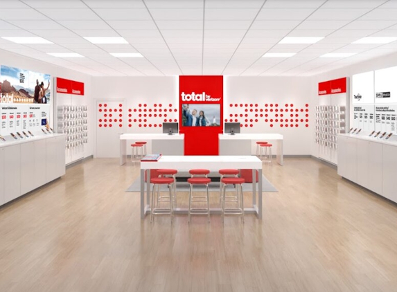 Total By Verizon - Woburn, MA