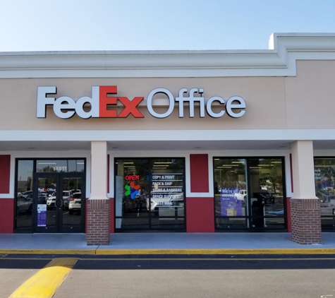 FedEx Office Print & Ship Center - Tampa, FL