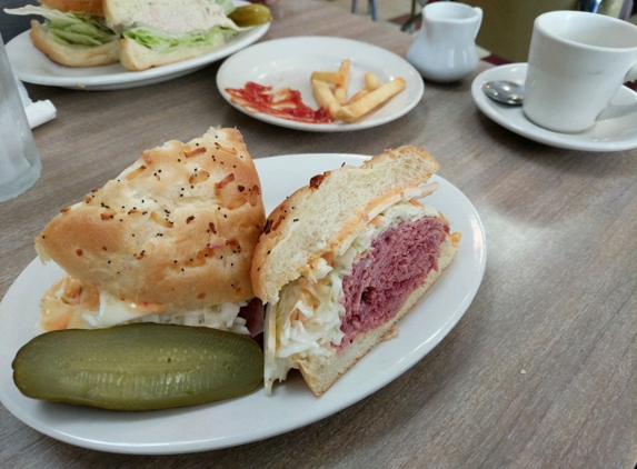 Hygrade Restaurant & Deli - Detroit, MI