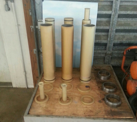 Hydraulic Machine Services - Fort Lauderdale, FL. Plated pistons with cad plate for protection of rust