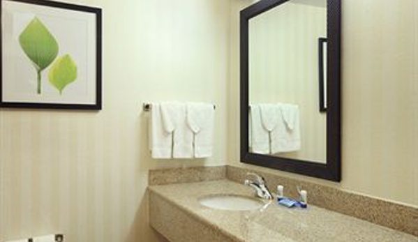 Fairfield Inn & Suites - Avenel, NJ