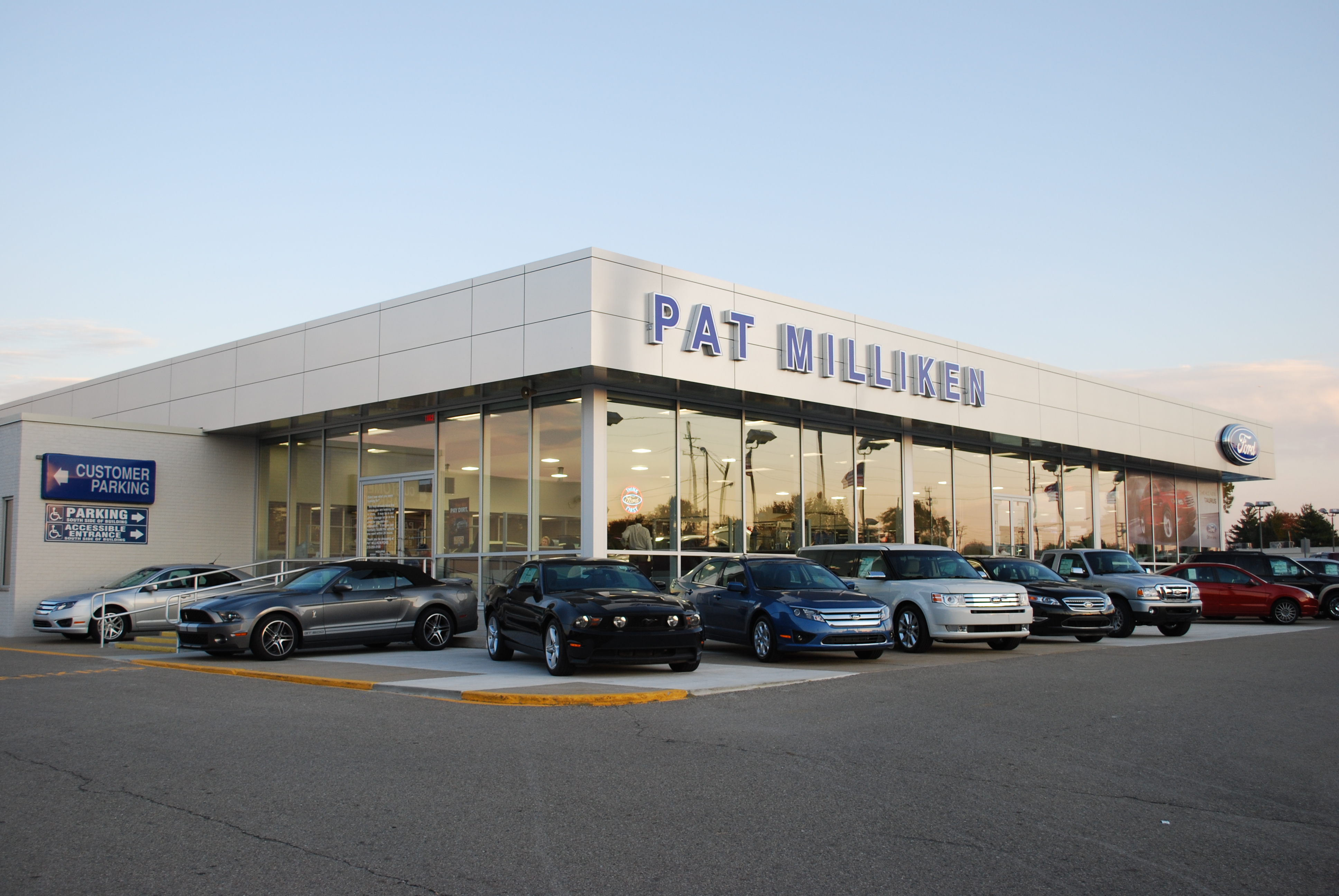 Pat Milliken Ford 9600 Telegraph Rd, Redford, MI 48239