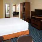 Fairfield Inn & Suites