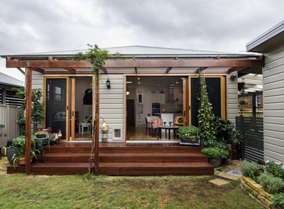 Lindsay Tapp - Valentine, NSW. Granny Flat