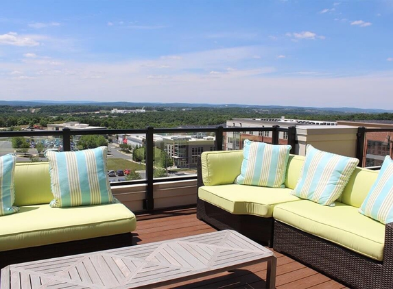 The Heights at Goose Creek Village - Ashburn, VA