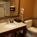 Hampton Inn & Suites Bastrop - Hotels