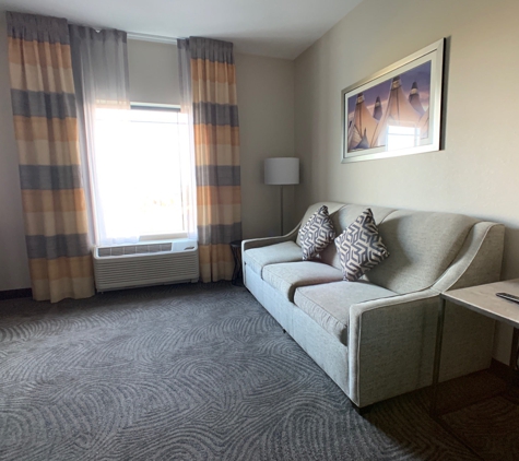 Fairfield Inn & Suites - Denver, CO