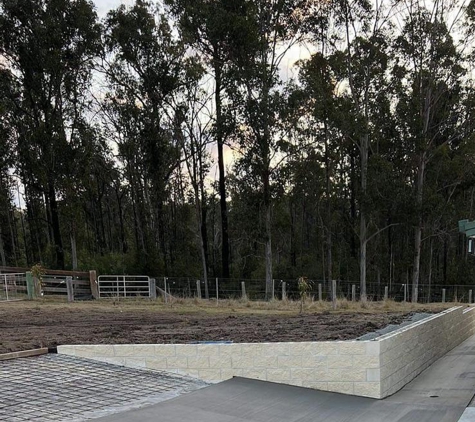 JBA Bricklaying Co - South Grafton, NSW. Finally- AMAZING - retainer Wall - the beginning JBA Bricklayer Co