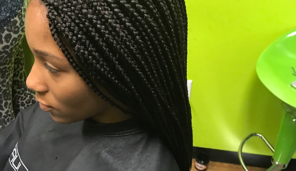 Fifi's African Hair Braiding and Weaving - Houston, TX. Hair Braiding, SEWIN ARE IN , and we Are THE BEST! Call Now to get on My Calendar...