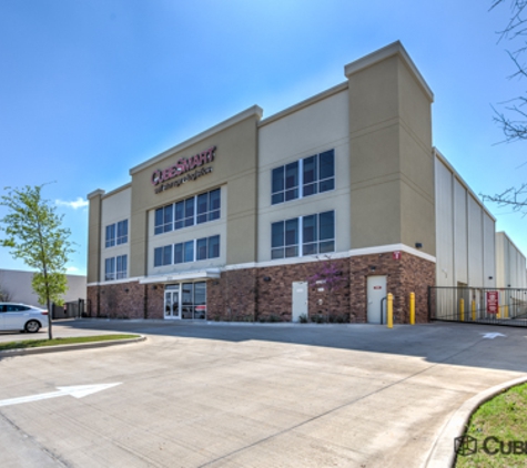 CubeSmart Self Storage - Fort Worth, TX