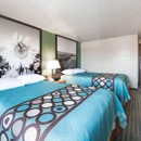 Super 8 by Wyndham Devils Lake - Hotels