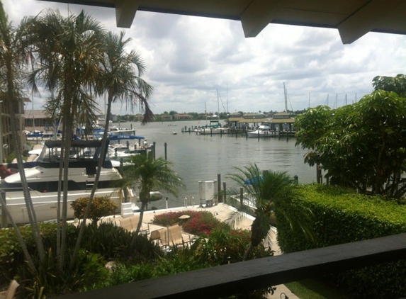 Cove Inn On Naples Bay - Naples, FL