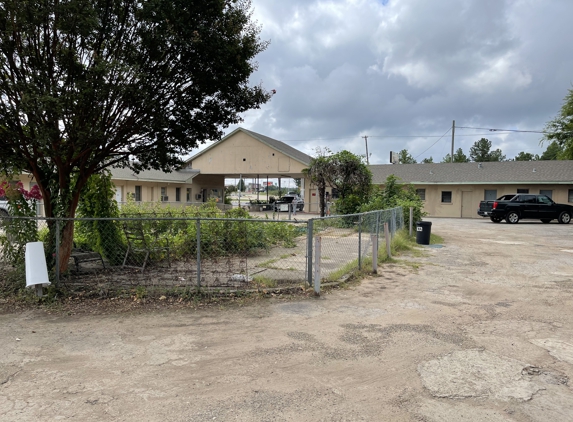 Lone Star Motel - Longview, TX