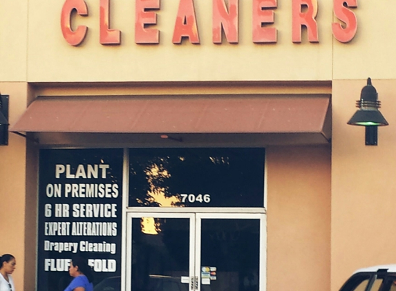 Norge Village Dry Cleaning - Van Nuys, CA. Norge 6hrs Cleaners
