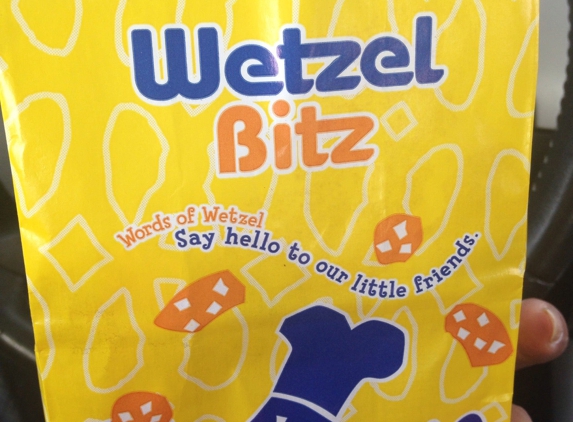 Wetzel's Pretzels - Sterling Heights, MI