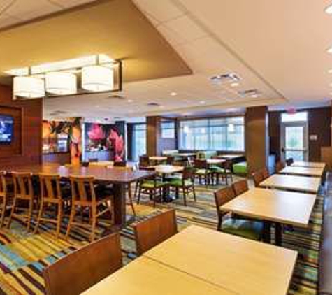 Fairfield Inn & Suites - Johnson City, TN