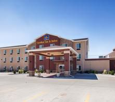 Best Western Plus Carousel Inn & Suites - Burlington, CO