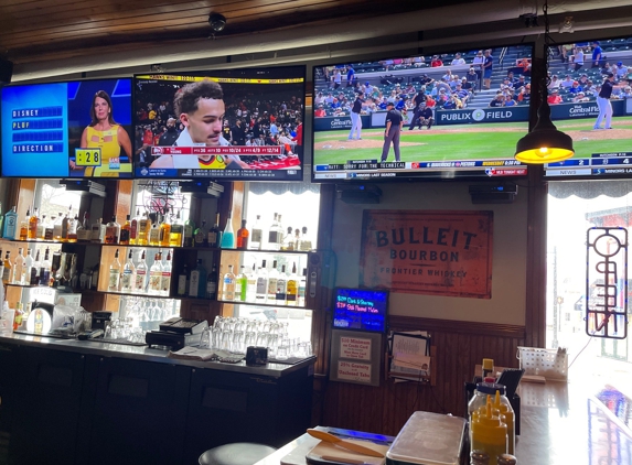 Sall Pub & Grill - Menomonee Falls, WI