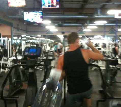 24 Hour Fitness - Camarillo, CA