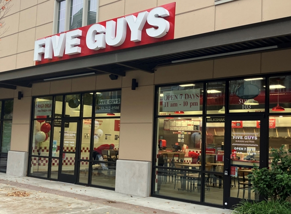 Five Guys - University Place, WA