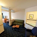 Fairfield Inn & Suites - Hotels