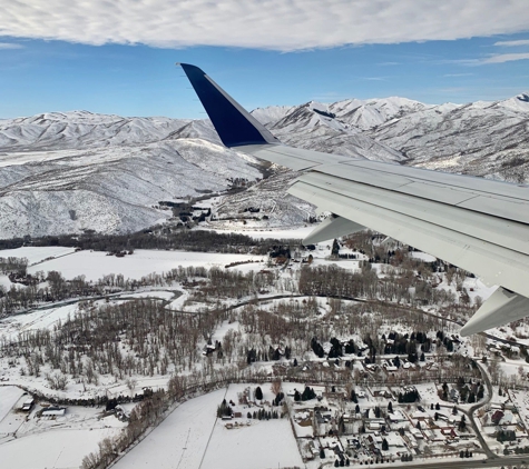 SUN - Friedman Memorial Airport - Hailey, ID