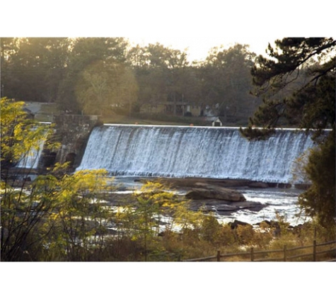 High Falls Hide-A-Way Lodge - Barnesville, GA