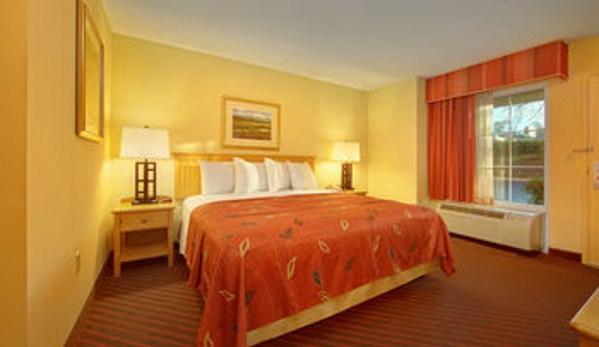 Econo Lodge - Pigeon Forge, TN