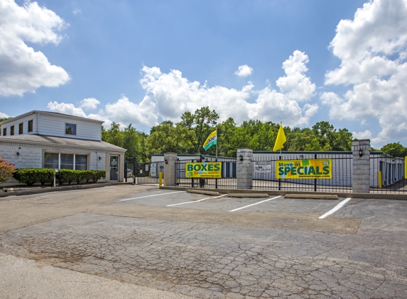 Metro Self Storage - Oakbrook Terrace, IL